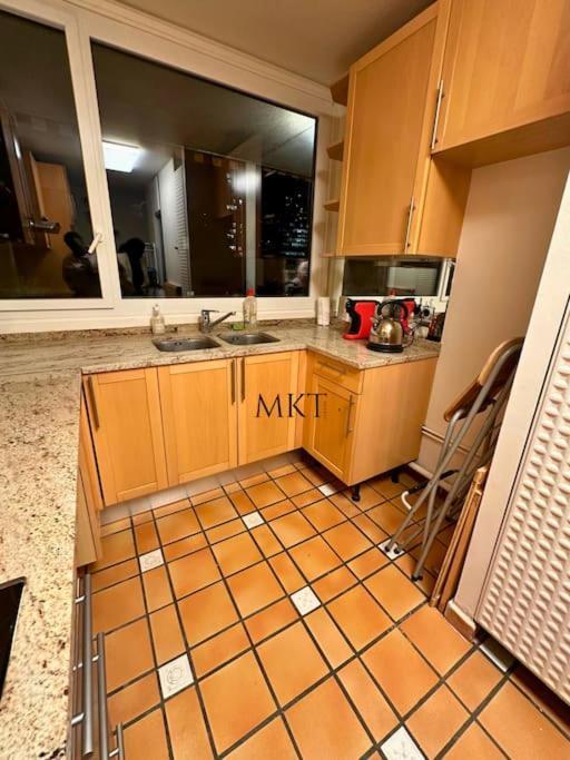 Tour Eiffel Two-bathroom Two-bedroom Loggia Spacious Quiet Brand-new Parigi